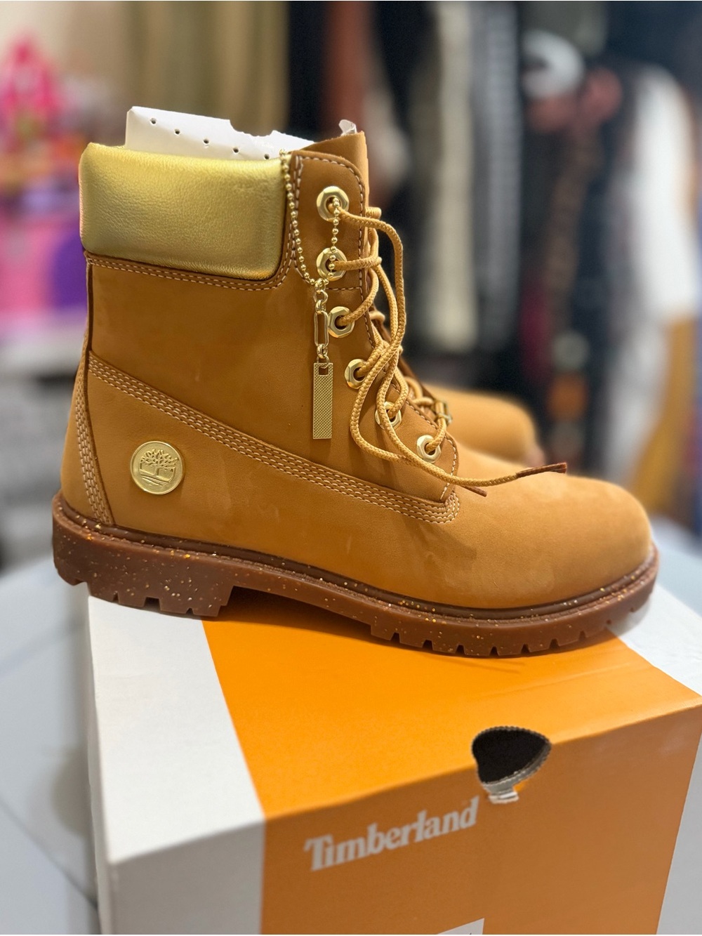 New Timberland Women's Wheat/Gold Glitter Lace-Up Work Boot NIB